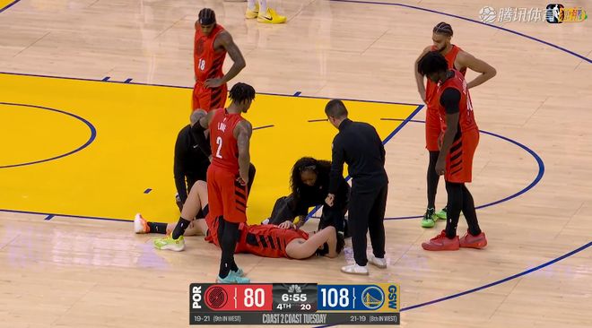 亚博体育App-包含勒沃库森内部沟通备战法国杯穆雷在拜仁比赛中精彩发挥，这操作让人直呼：纽约尼克斯今晚再遭质疑的词条